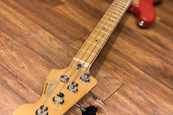 Fender Vintera '50s Precisionプレシジョンベース